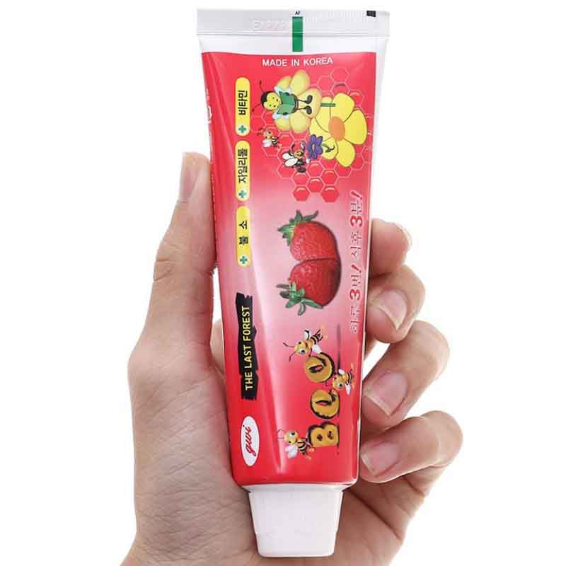 Kem đánh răng cho bé từ 3 tuổi Bee hương dâu 90g